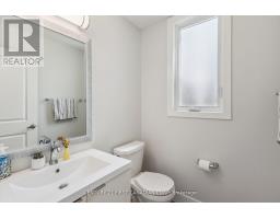 21 - 990 DEVERON CRESCENT - 29