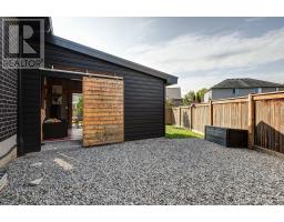 28 MARTINGALE TERRACE - 10