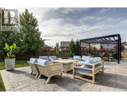 28 MARTINGALE TERRACE - 5