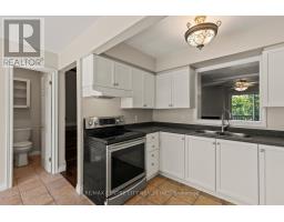 42 - 9 AILSA PLACE - 13