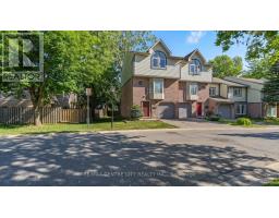 42 - 9 AILSA PLACE - 2