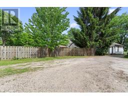 832 QUEENS AVENUE - 26
