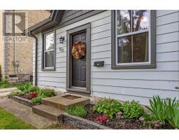 832 QUEENS AVENUE - 27