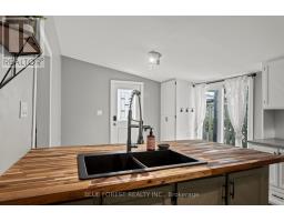 832 QUEENS AVENUE - 7