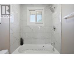77 RENNY CRESCENT - 22