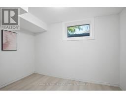 77 RENNY CRESCENT - 39