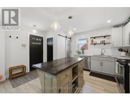 8 BRISCOE STREET W - 12