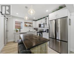 8 BRISCOE STREET W - 14