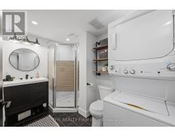 8 BRISCOE STREET W - 29