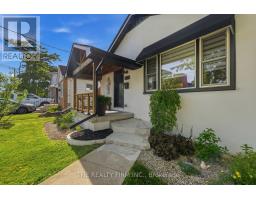 8 BRISCOE STREET W - 3