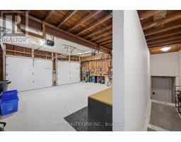 8 BRISCOE STREET W - 35