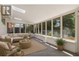 15 HAWKESBURY AVENUE - 17