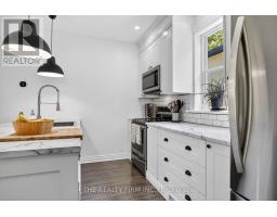 17 WOODWARD AVENUE - 11