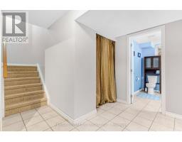 67 RALGREEN CRESCENT - 18