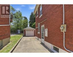 193 WATERLOO STREET - 38