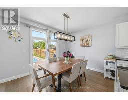 1298 SANDBAR STREET - 11