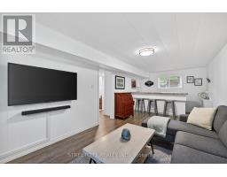670 GLENGYLE CRESCENT - 31