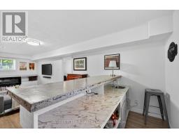 670 GLENGYLE CRESCENT - 34