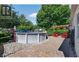 670 GLENGYLE CRESCENT - 43