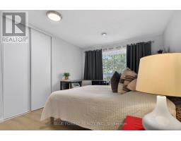 15 - 450 POND MILLS ROAD - 22