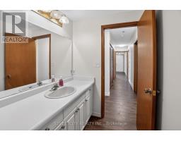 11 RICKWOOD PLACE - 15