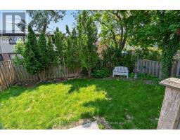 11 RICKWOOD PLACE - 29