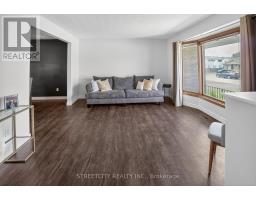 11 RICKWOOD PLACE - 5