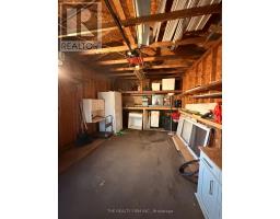 119 CONNAUGHT AVENUE - 36