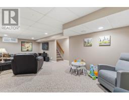 639 DUNBOYNE CRESCENT - 30