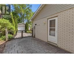 639 DUNBOYNE CRESCENT - 37