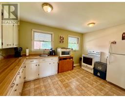 18 MONTGOMERY ROAD - 15