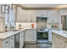 2 OAKWOOD DRIVE - 14