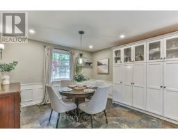 2 OAKWOOD DRIVE - 18