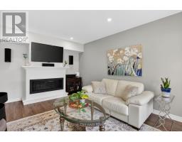 46 GARDEN WALK - 15