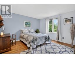 46 GARDEN WALK - 22