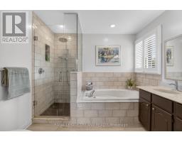 46 GARDEN WALK - 28
