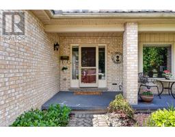 46 GARDEN WALK - 3