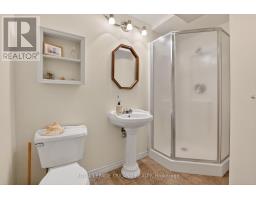 46 GARDEN WALK - 32