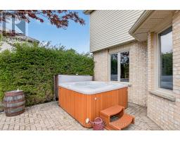 46 GARDEN WALK - 36