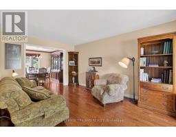 46 GARDEN WALK - 7