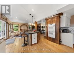 1095 HAMILTON ROAD - 12