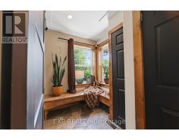 1095 HAMILTON ROAD - 18