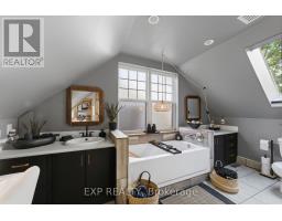 1095 HAMILTON ROAD - 23
