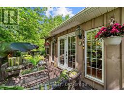 1095 HAMILTON ROAD - 33
