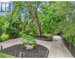 1095 HAMILTON ROAD - 44