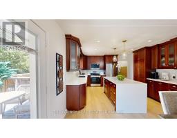 166 FAIRVIEW AVENUE W - 18