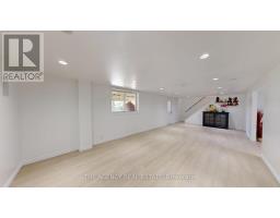 166 FAIRVIEW AVENUE W - 37