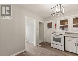 1920 DULUTH CRESCENT - 14