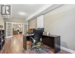 813 LEACOCK WAY - 33