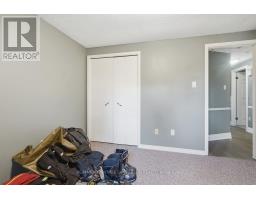 51 CONCORD CRESCENT - 22